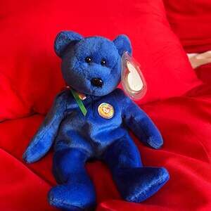 Ty Beanie Baby Clubby the Royal Blue Bear 1998 Official Club Exclusive